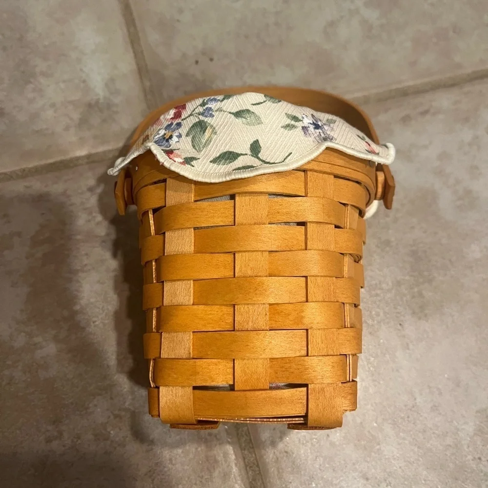 Longaberger basket floaral